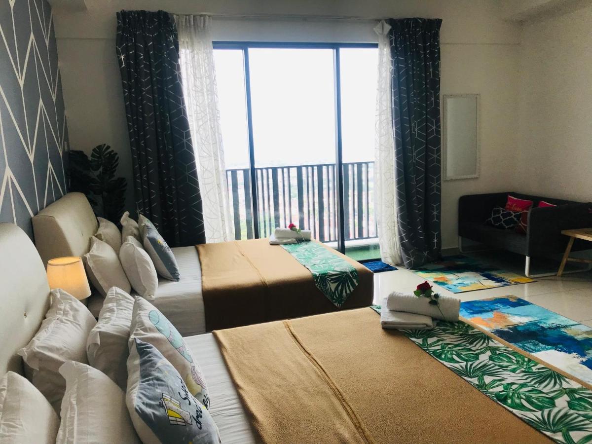 Studio I-Soho D'Gunduls Homestay By Dgh I-City Shah Alam Luaran gambar