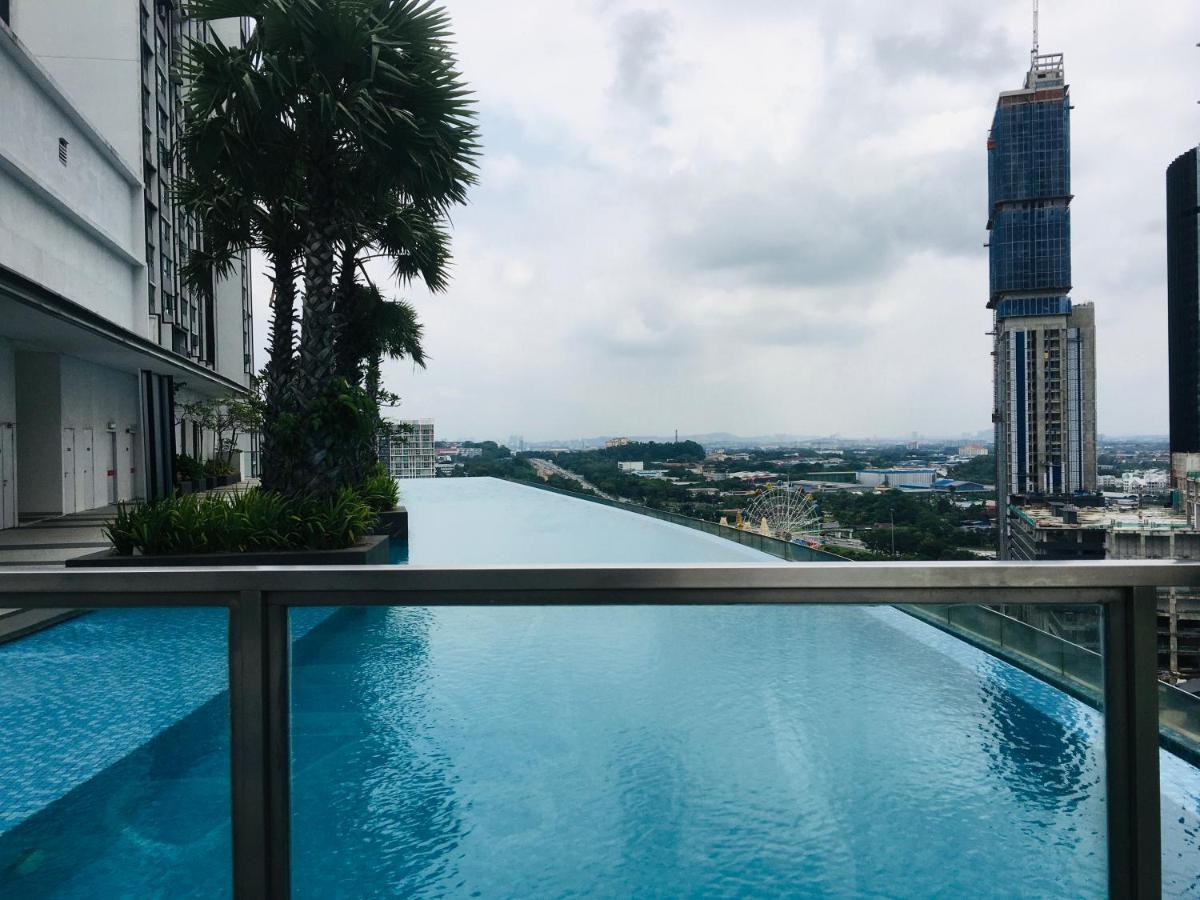 Studio I-Soho D'Gunduls Homestay By Dgh I-City Shah Alam Luaran gambar